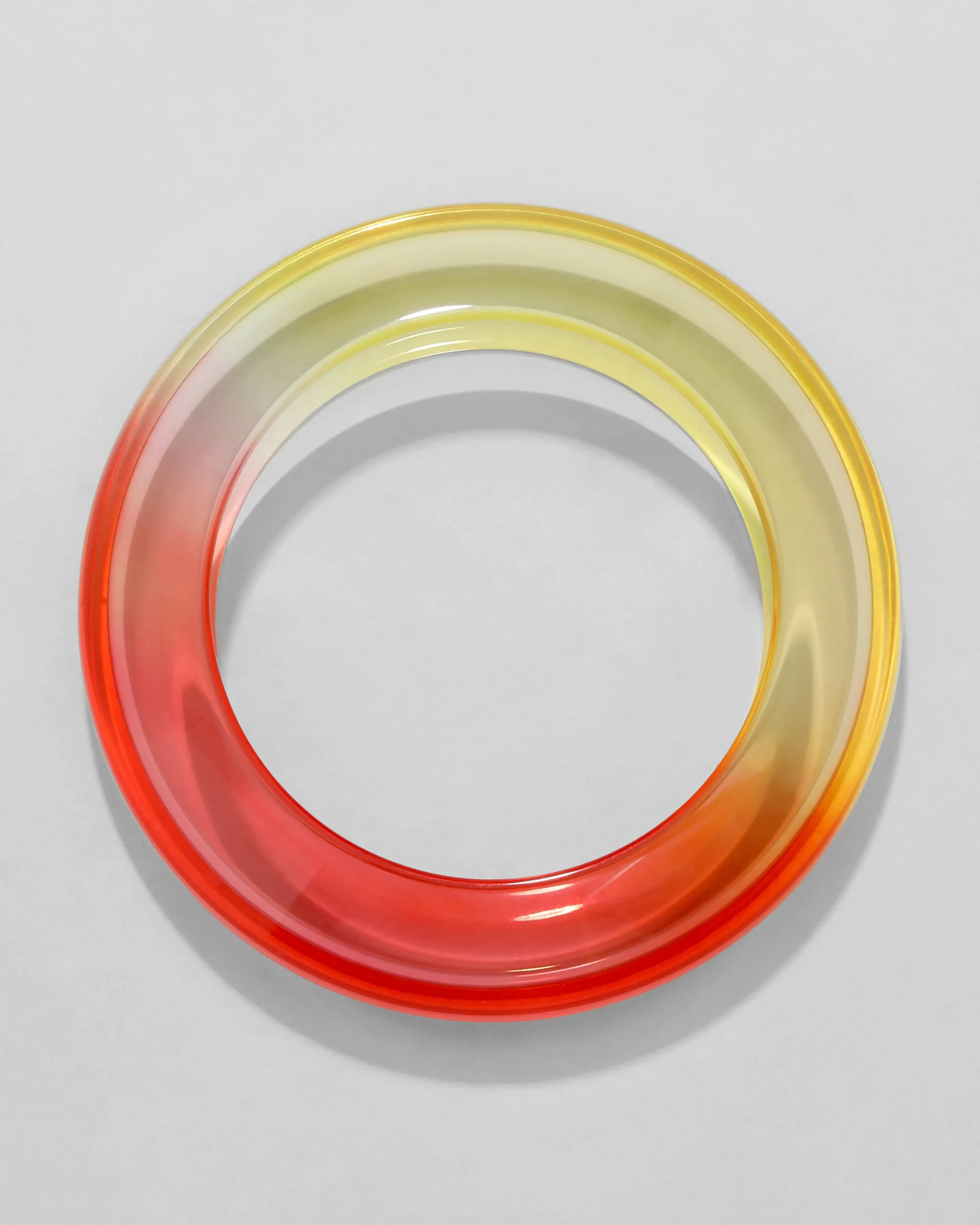 Bonbon Lucite Saucer Bangle Bracelet- Sunset