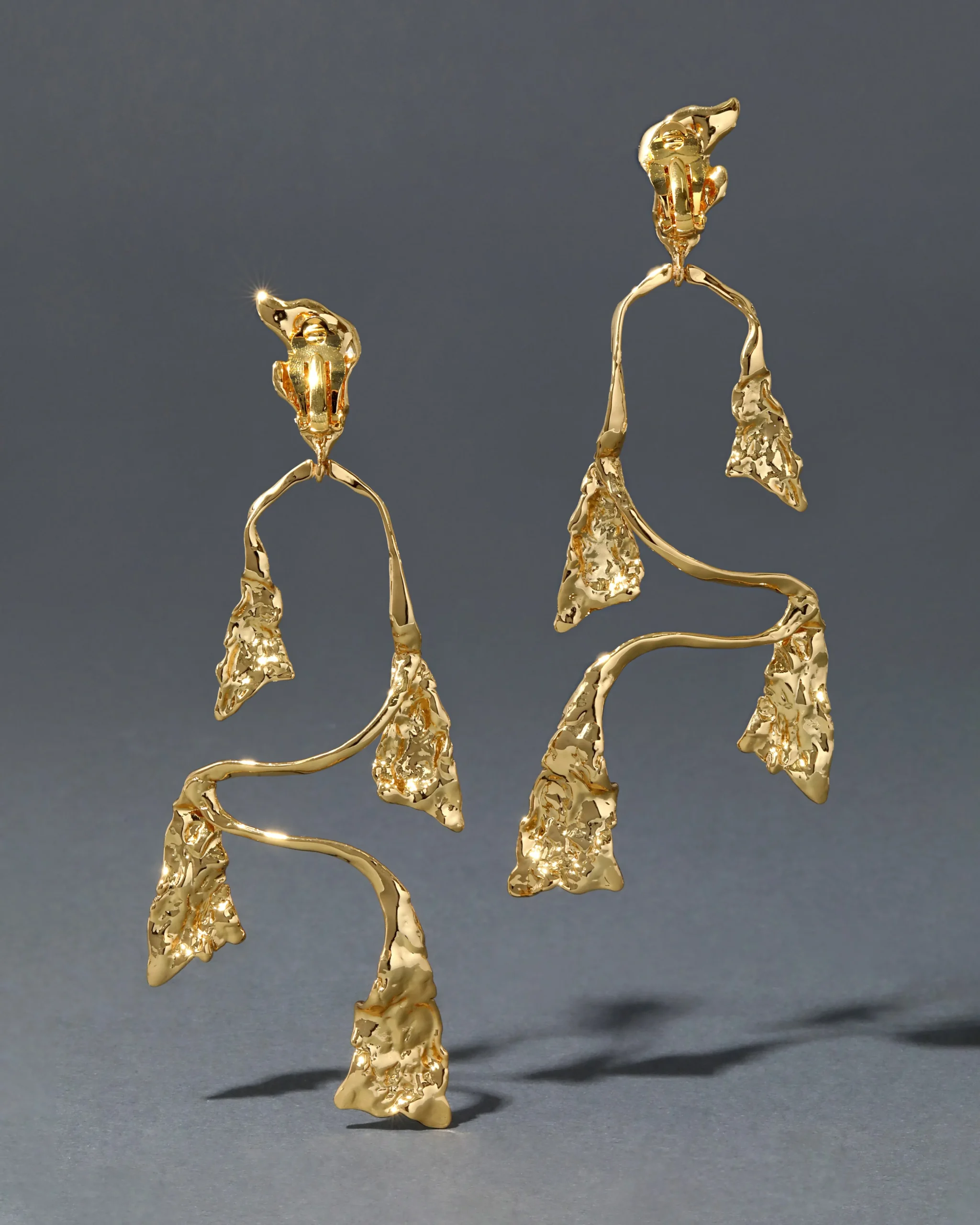 Mobile Gold Balance Clip Earring
