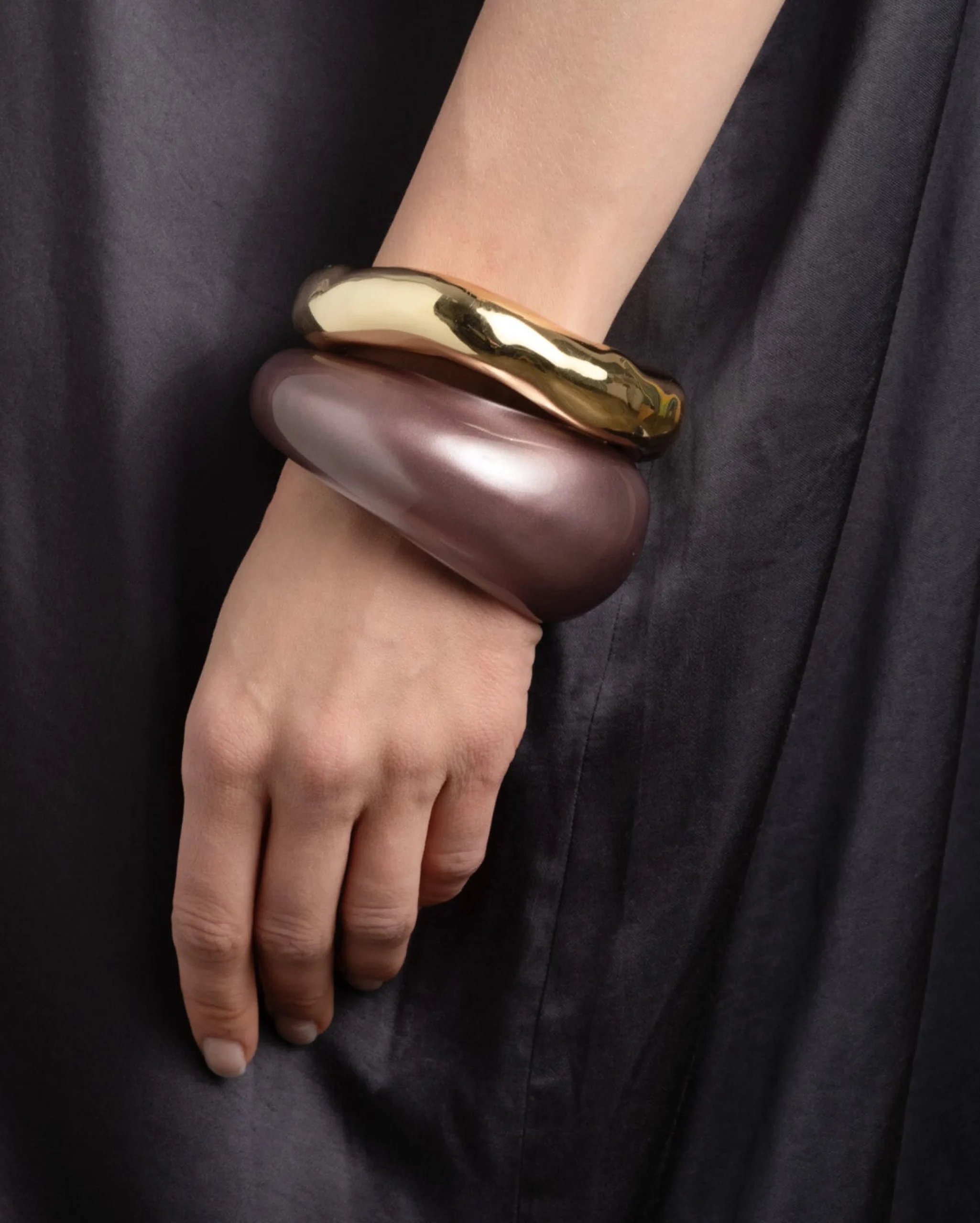 Puffy Lucite Tapered Bangle Bracelet- Dusty Rose