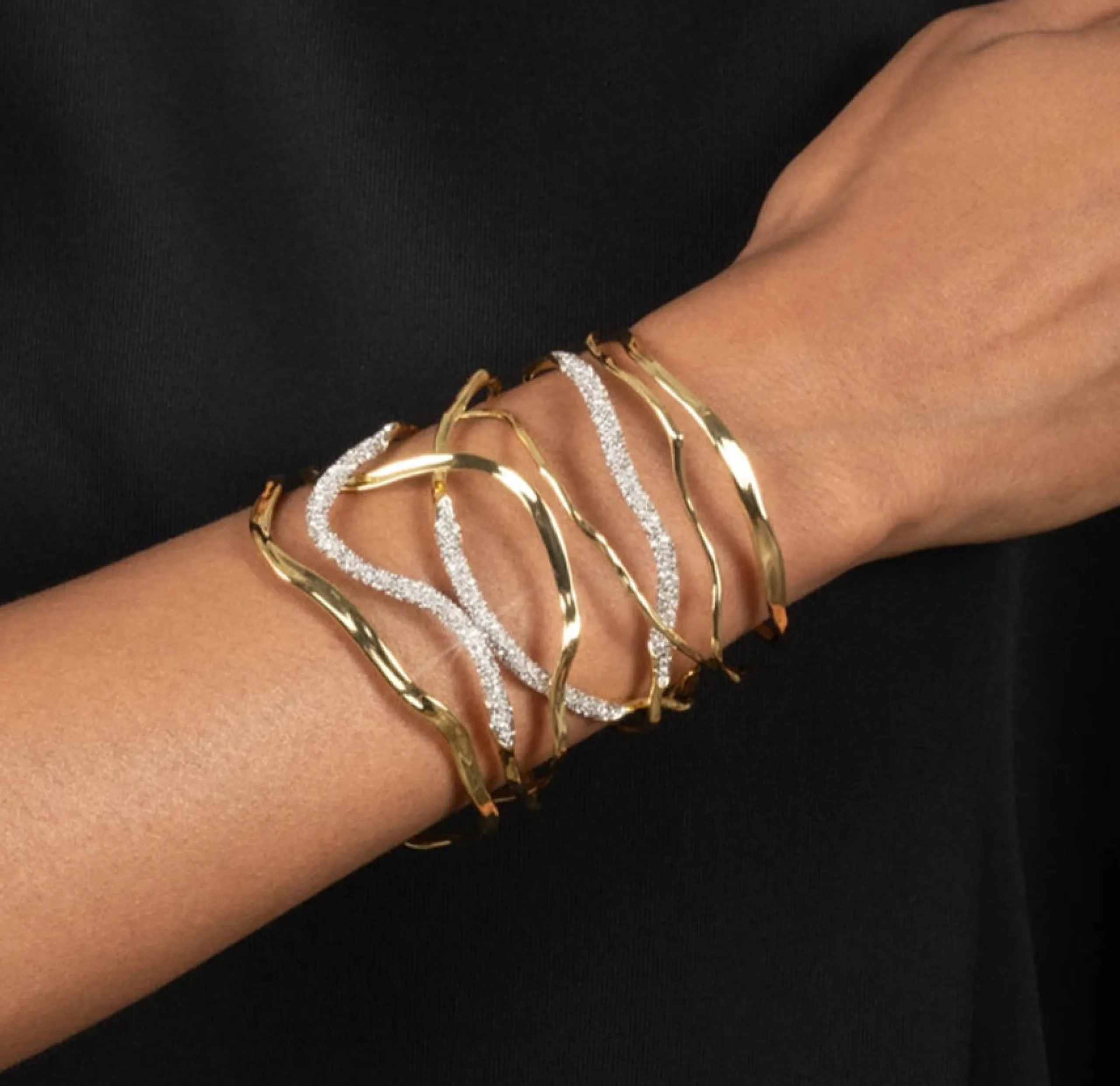 Solanales Crystal Intertwined Wide Cuff Bracelet