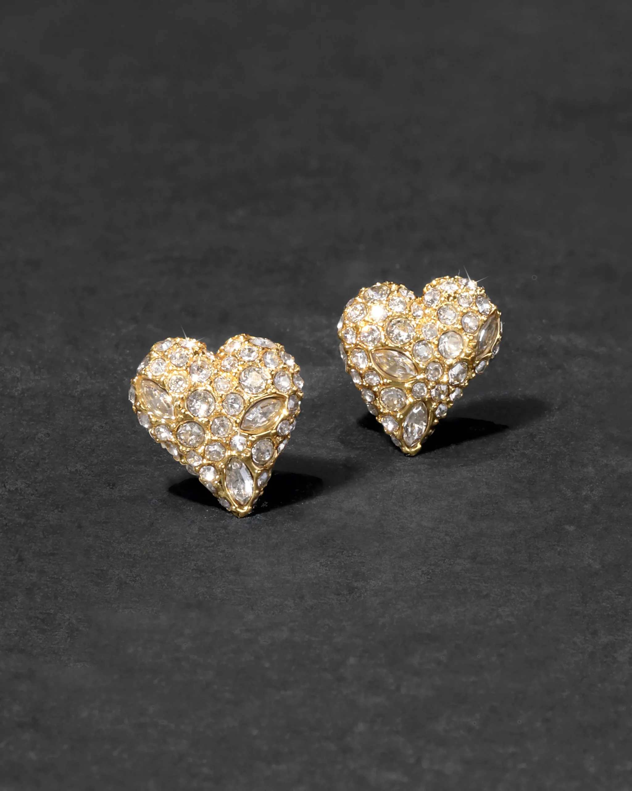 Solanales Crystal Pavé Heart Stud Earring