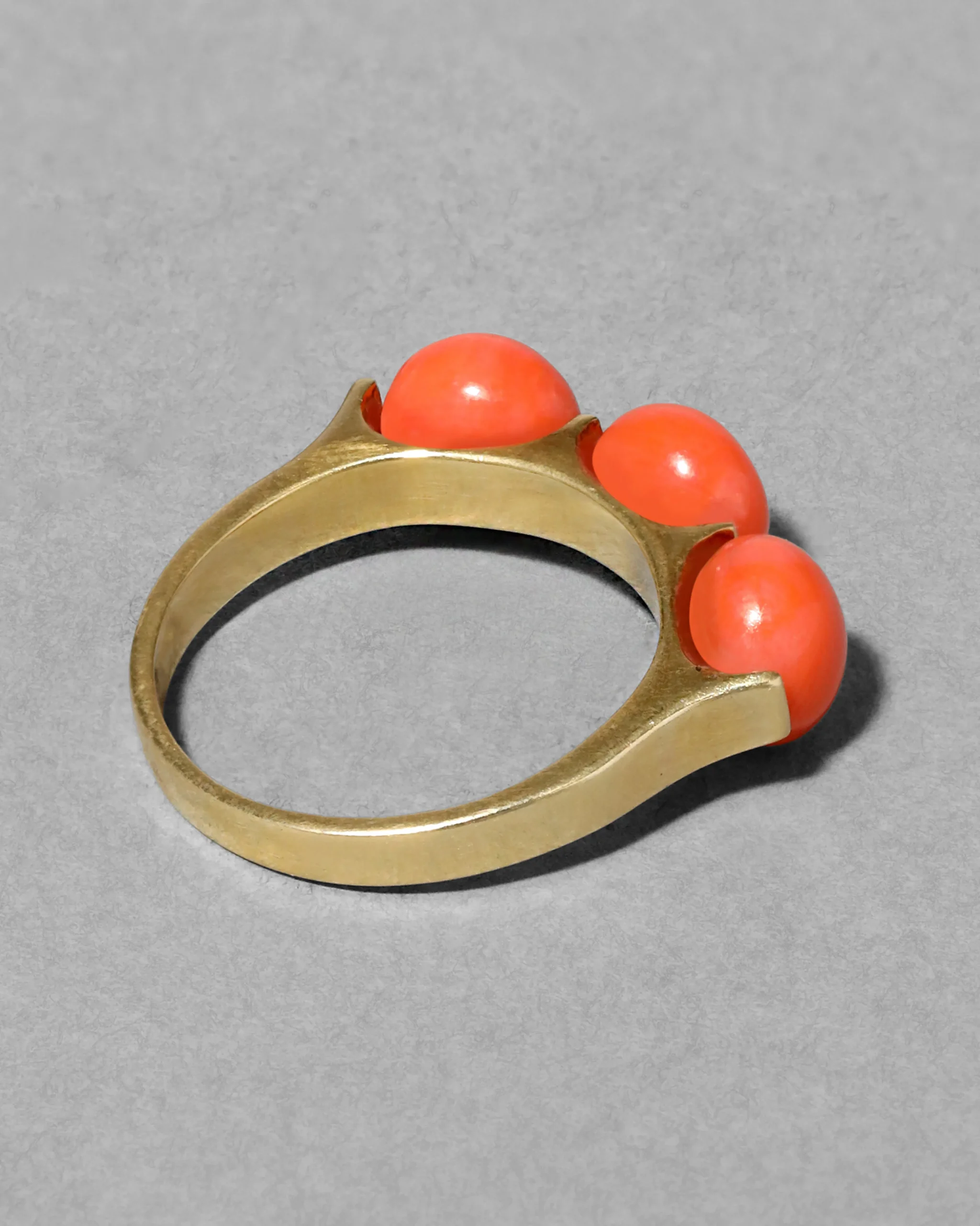 Vintage 1960s 10k Gold with Coral Cabachon Trio Ring